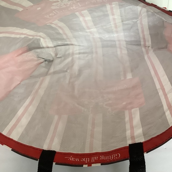 VERA BRADLEY LARGE REUSABLE TOTE WITH RACCOONS - Picture 5 of 7